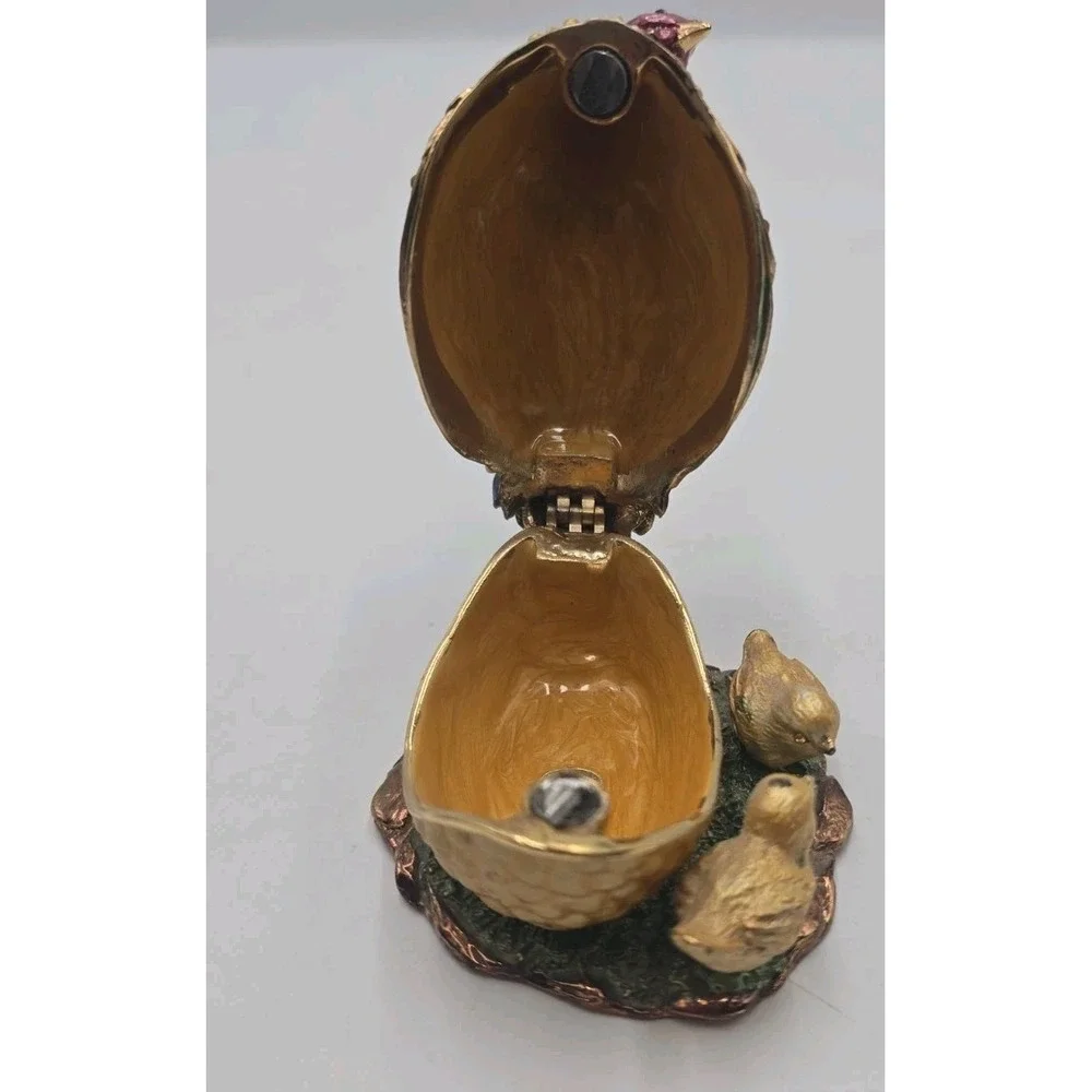 Leonardo Collection Secret Delights Mother Hen With Chicks Trinket box